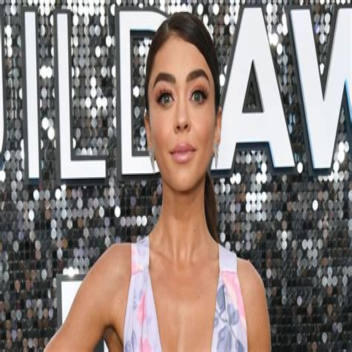 A ~Modern~ Millionaire: See Sarah Hyland’s Impressive Net Worth From Acting, Singing and Producing