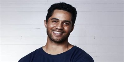 Alex Tarrant (TV Actor) - Age, Birthday, Bio, Facts, Family, Net Worth, Height & More