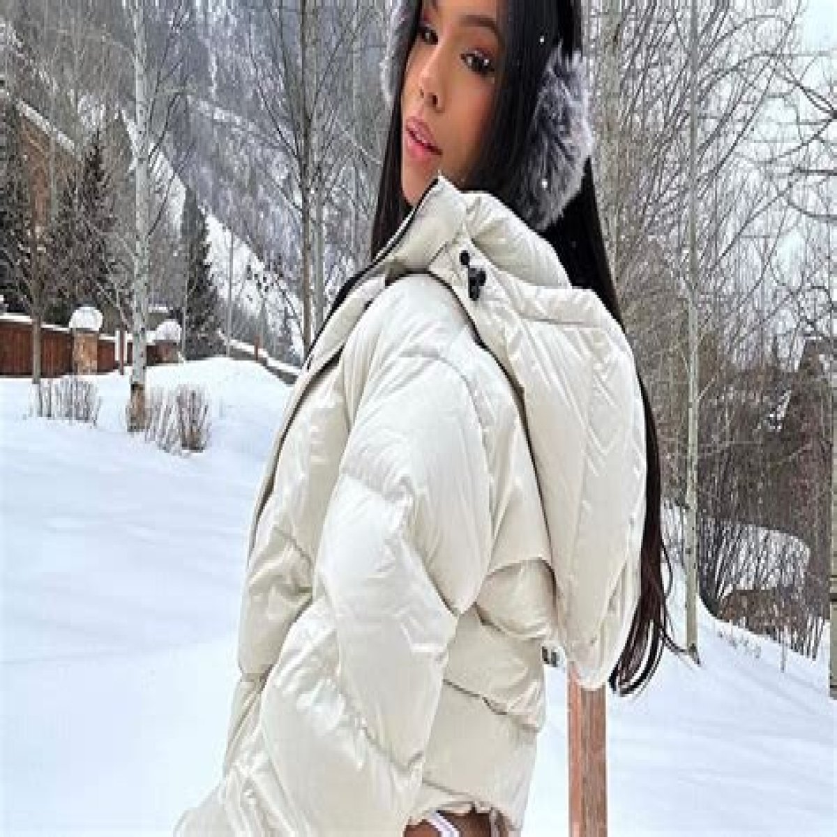 Autumn Falls (Other) - Age, Birthday, Bio, Facts, Family, Net Worth, Height & More