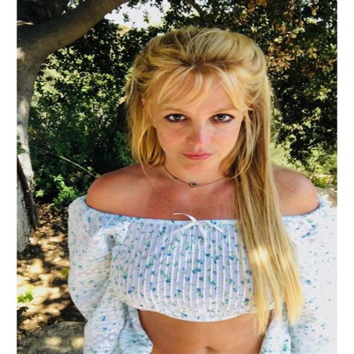 Britney Spears -- Help, I'm About to Flash Everyone!