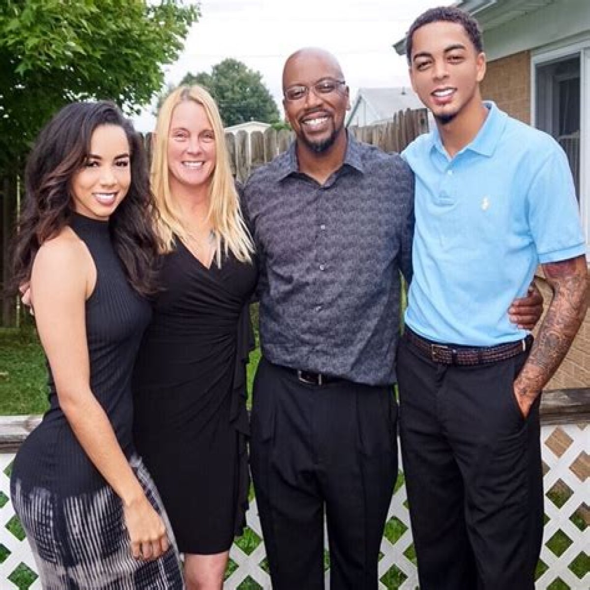   Brittany Renner’s parents’ roots make her an African-American beauty    Mon 9 May 2022 14:35    Celine Byford    