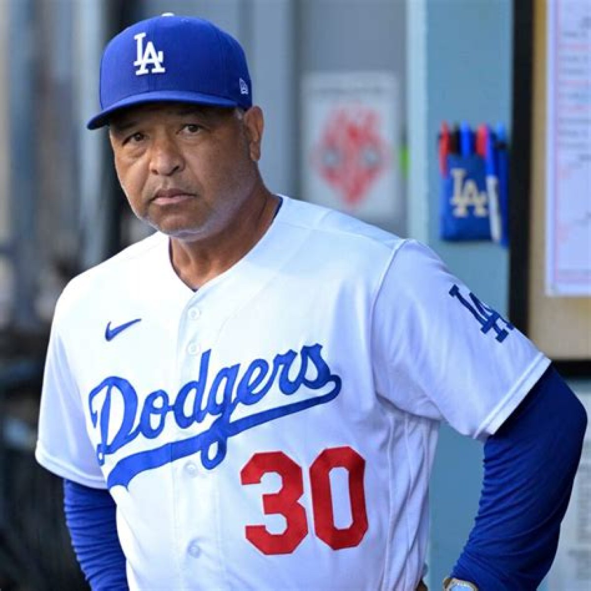 Dave Roberts Ethnicity, Wikipedia, Wiki, Asian, Career, Stats, Stolen Base, Wife, Age, Salary
