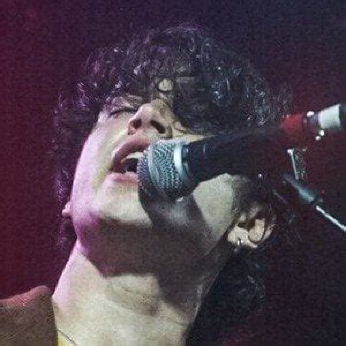 Elijah Hewson (Rock Singer) - Age, Birthday, Bio, Facts, Family, Net Worth, Height & More