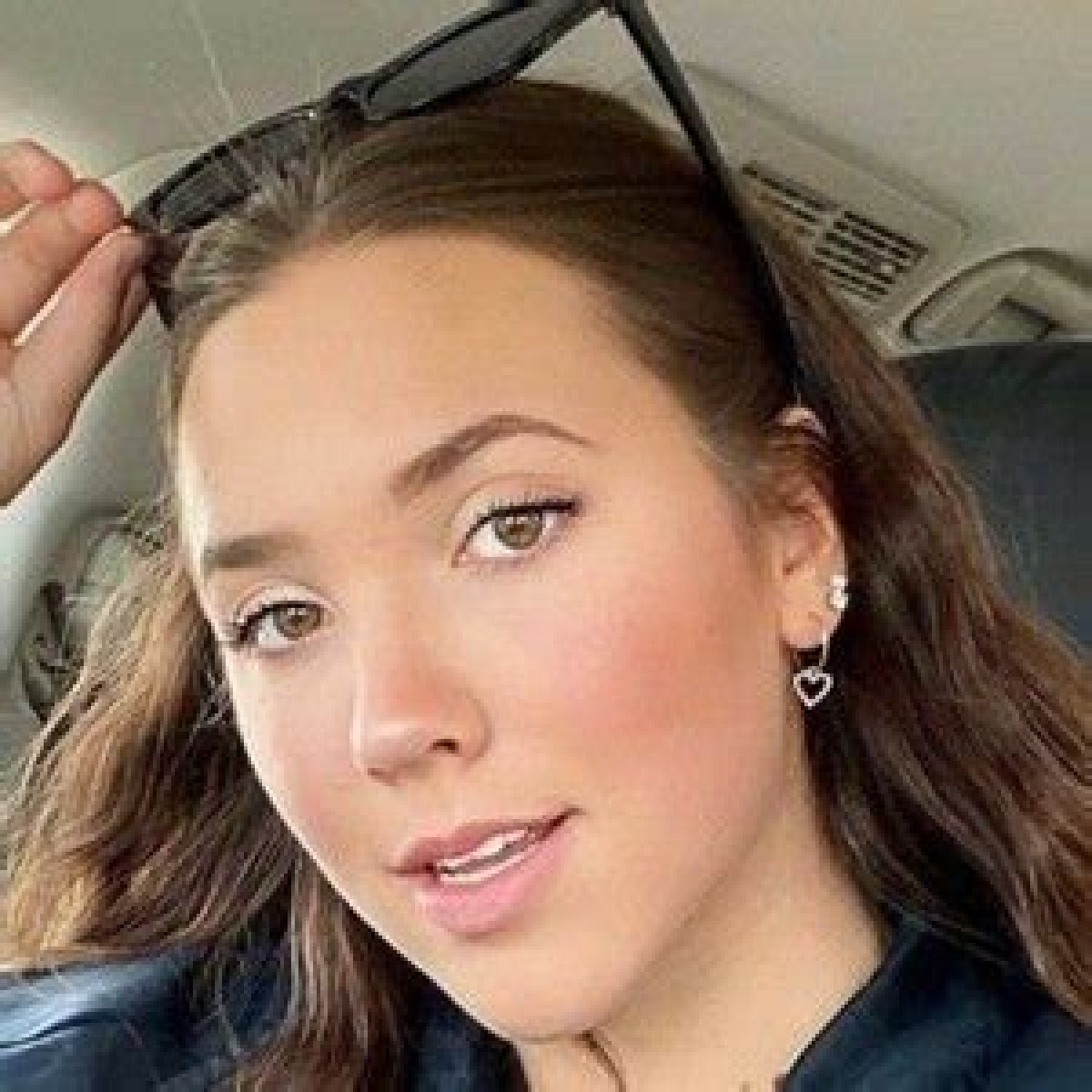 Ella Schnacky (TikTok Star) - Age, Birthday, Bio, Facts, Family, Net Worth, Height & More