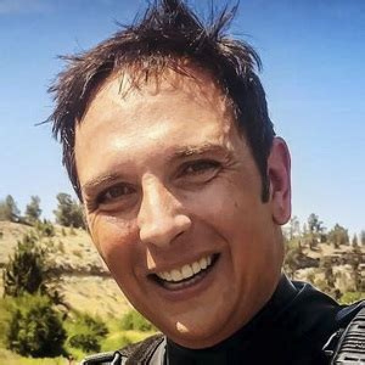 Jared Leisek (YouTube Star) - Age, Birthday, Bio, Facts, Family, Net Worth, Height & More