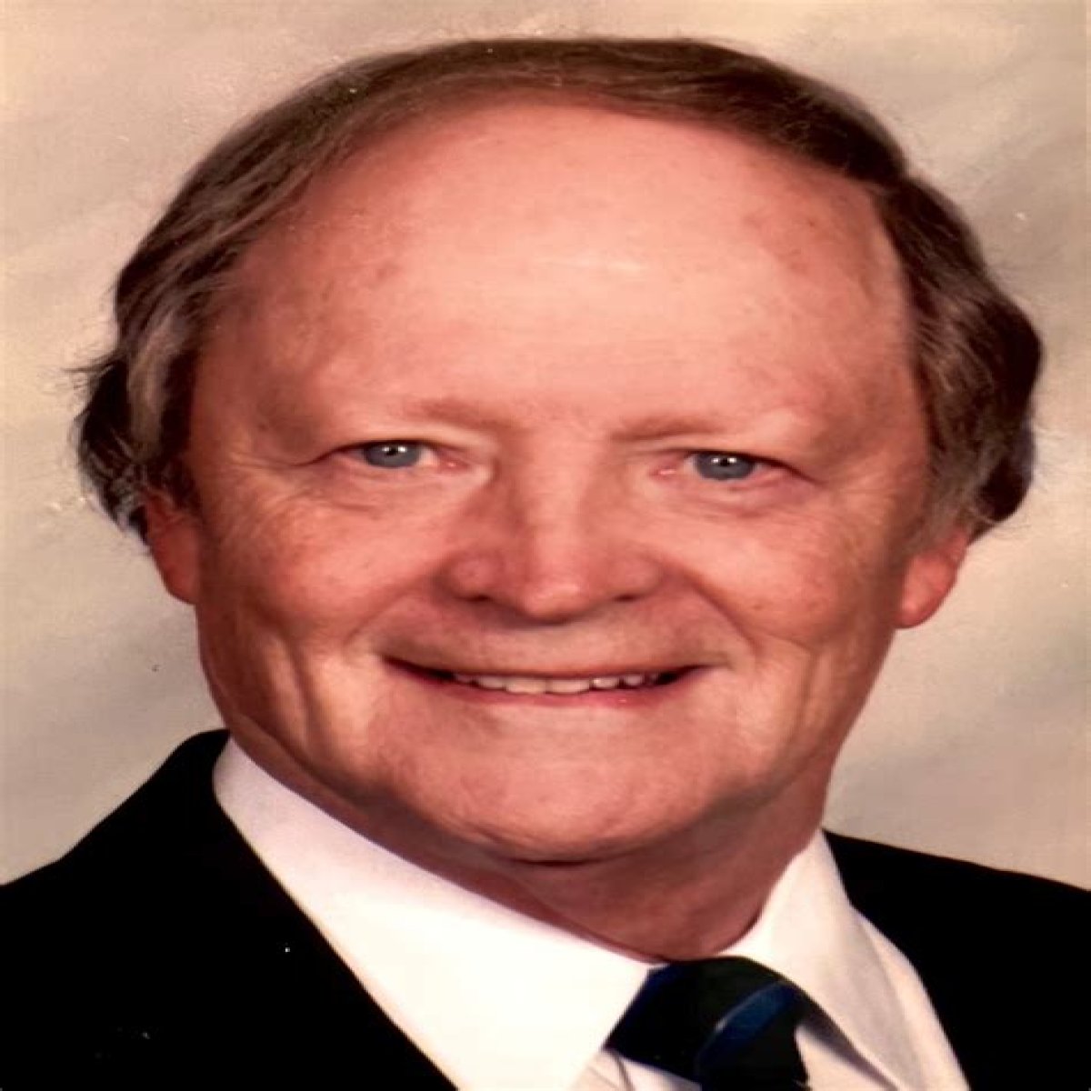 Reflect Thomas Lubenau Death & Obituary, The Woodlands Mccullough  School Coach