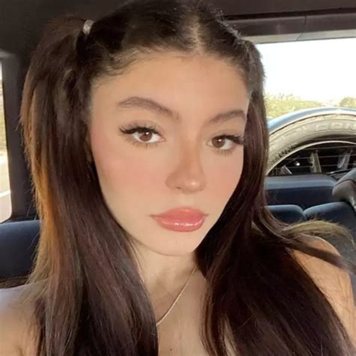 Sabrina Quesada (TikTok Star) - Age, Birthday, Bio, Facts, Family, Net Worth, Height & More