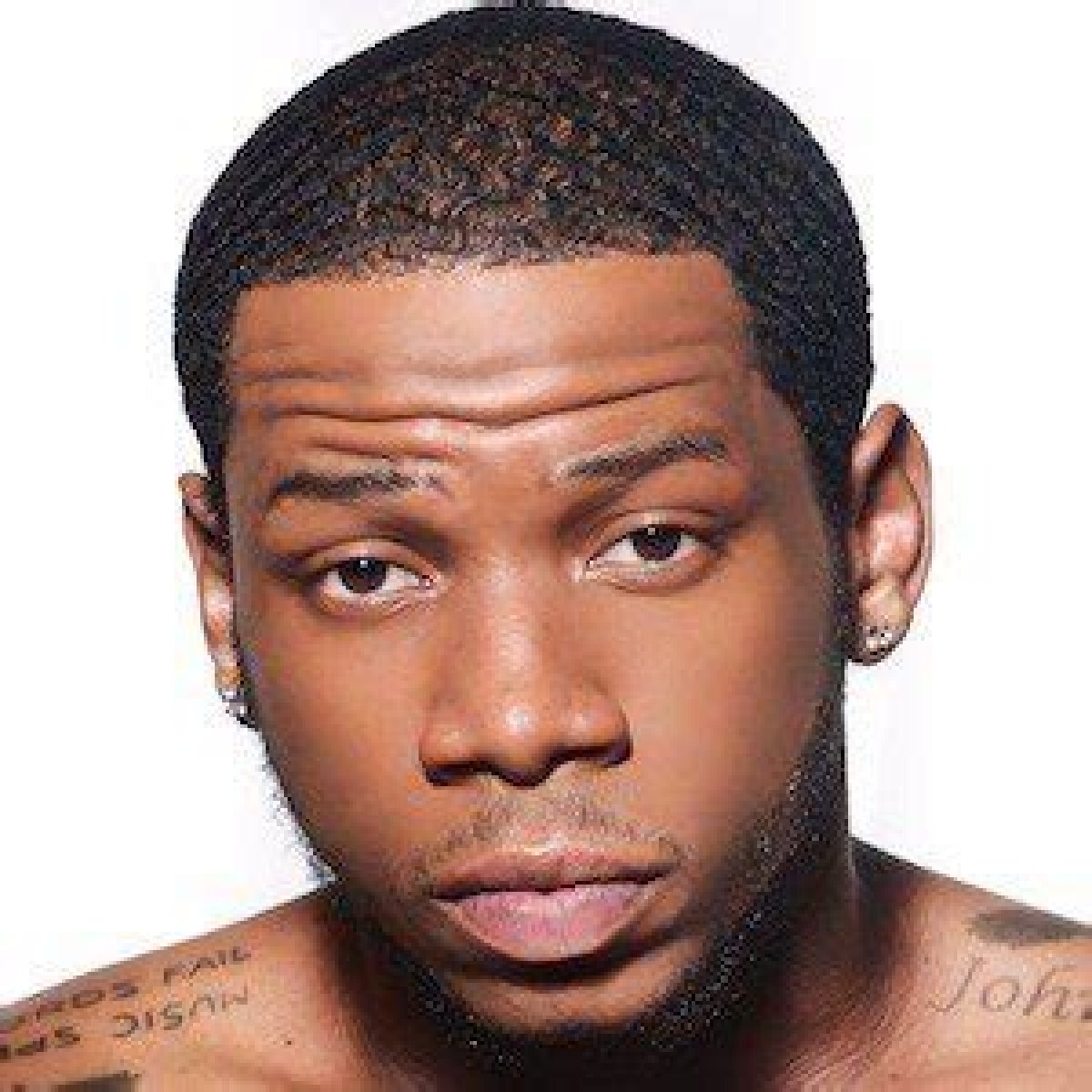 Vedo (R&B Singer) - Age, Birthday, Bio, Facts, Family, Net Worth, Height & More