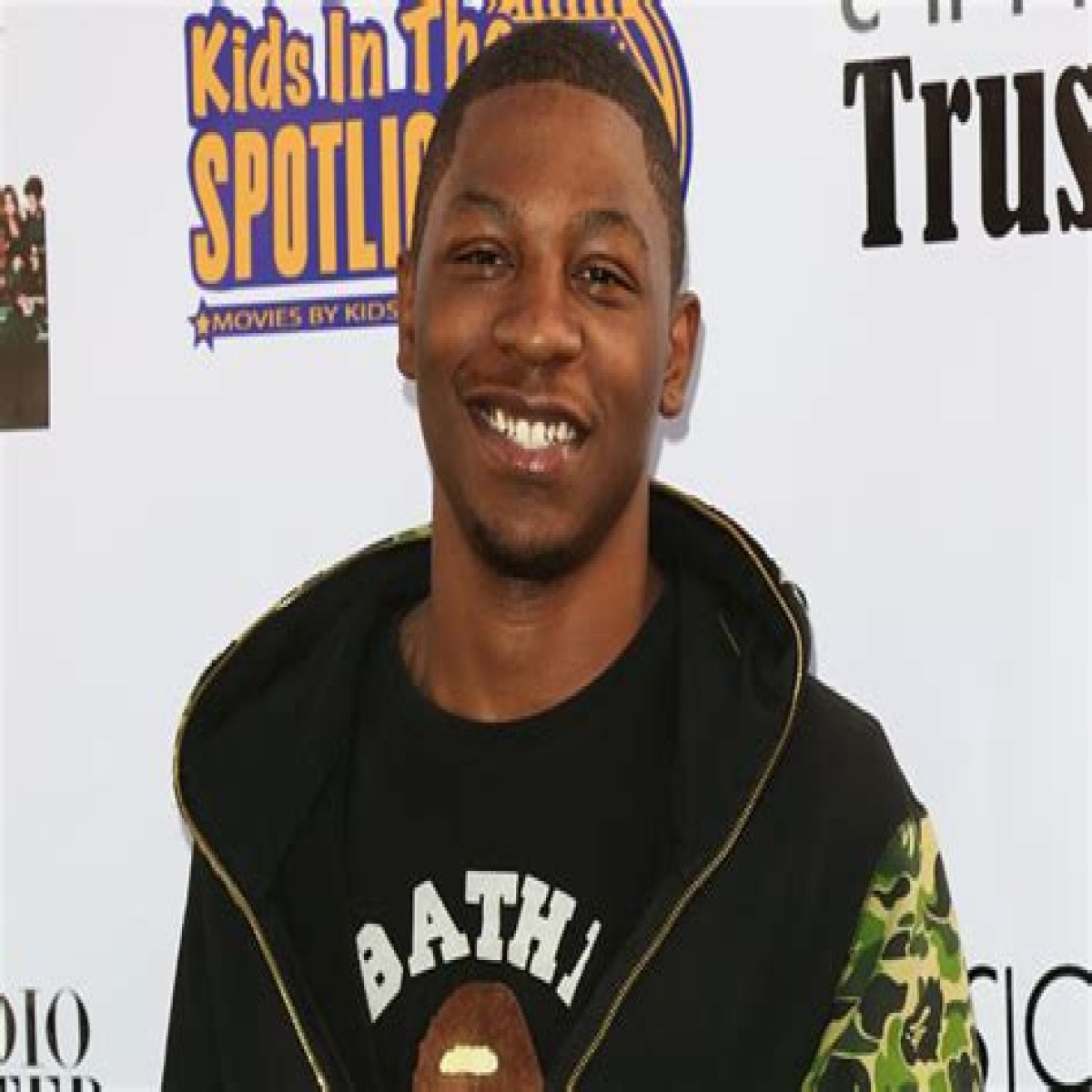   What is Bobb’e J. Thompson’s height as he freestyles on Wild ‘N Out?    Wed 23 March 2022 15:55    Celine Byford    