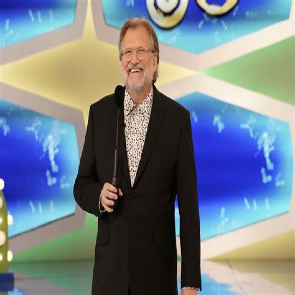   What is Drew Carey’s net worth and salary for The Price is Right?    Wed 17 November 2021 16:32    Celine Byford    